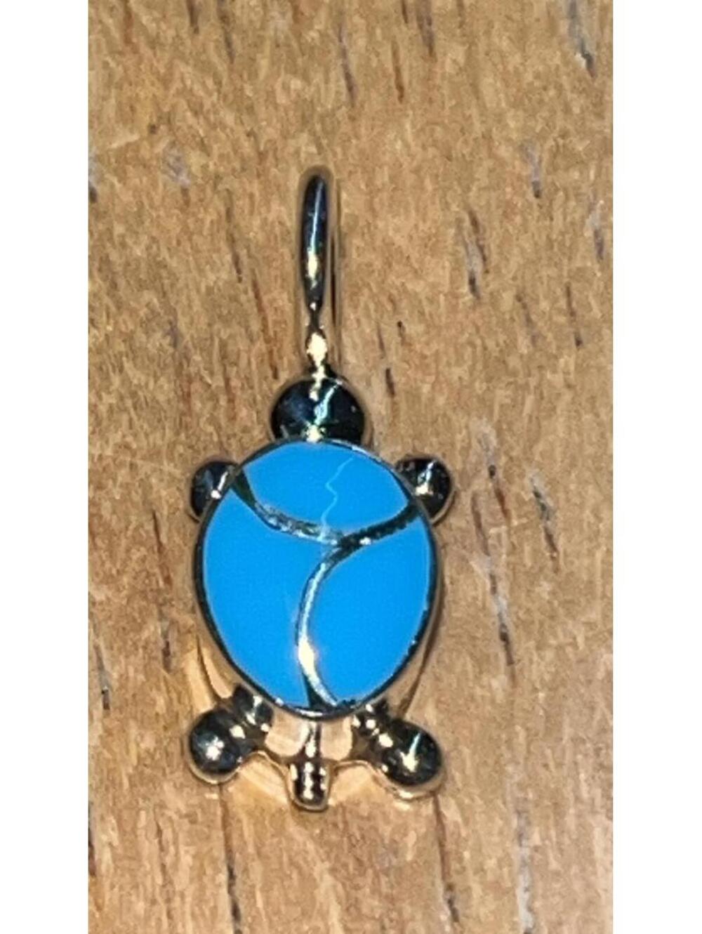 Native American Zuni handmade sterling silver inlay turquoise pendant turtle